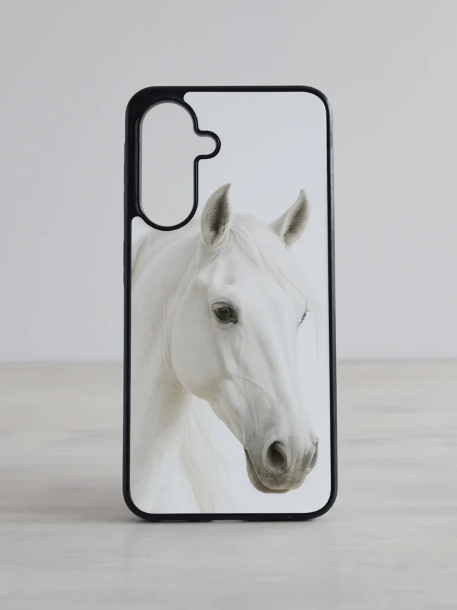 Elegantne monokroomne Samsung Galaxy telefonikaan valge hobuse portreega