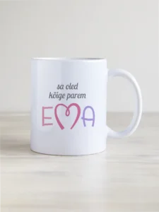 Roosa pastellne emadepäeva kruus tekstiga “Sa oled kõige parem ema” ja südamega “ema” disain